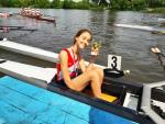 M. Koťová s trofejí pro vítěze Vejlupkova memoriálu v Lysé n/L 2019, foto: V. Zadák